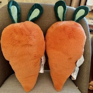 Target Bullseye Playground Easter Carrot Pillows Set of 2 NEW